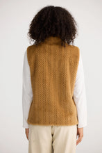Load image into Gallery viewer, Shanty Bruna Fur Vest