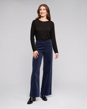 Load image into Gallery viewer, Vassalli 235M Loft Cord Pull On
