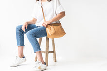 Load image into Gallery viewer, Large Essential Pouch