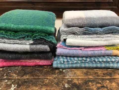 Blankets & Throws