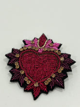 Load image into Gallery viewer, Parisan Cool Brooches
