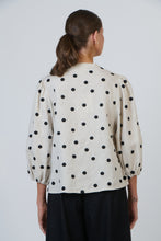 Load image into Gallery viewer, GA590 Linen Shirt Poppy
