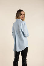 Load image into Gallery viewer, Stripe Shirt. 2788
