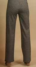 Load image into Gallery viewer, Vassalli Slim Leg Pull On Pant
