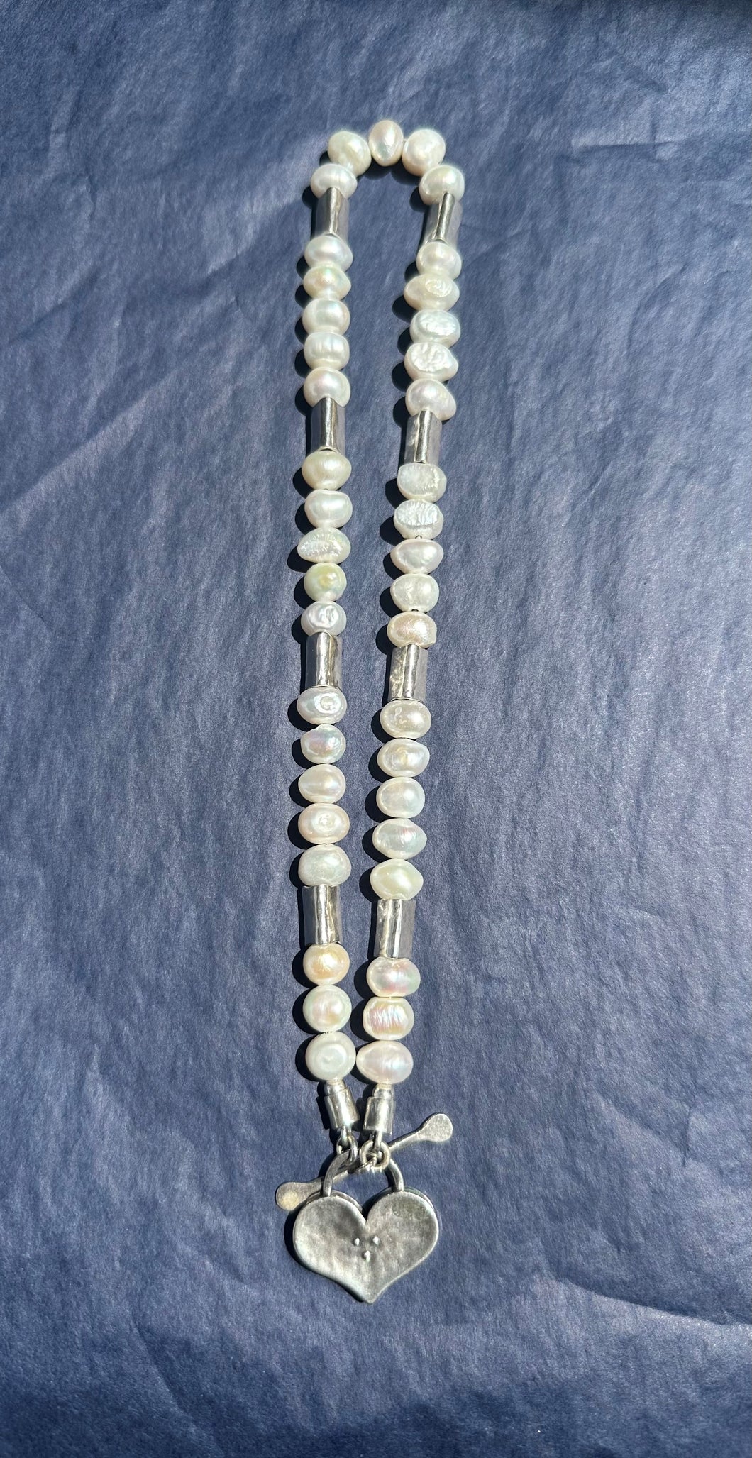 Necklace silver and pearl with locket