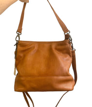 Load image into Gallery viewer, Julia Shoulder Bag
