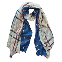 Load image into Gallery viewer, Zoda Pure Wool Scarf
