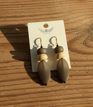 Load image into Gallery viewer, Zen Earrings
