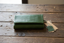 Load image into Gallery viewer, Erin Wallet
