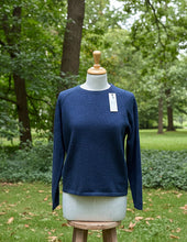 Load image into Gallery viewer, HATTIE Yak Blend Crew - 01 Soft Blue
