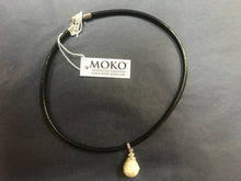 Load image into Gallery viewer, Moko Necklace PE291
