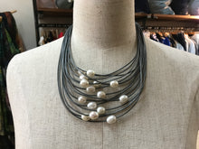 Load image into Gallery viewer, Moko Necklace P2670
