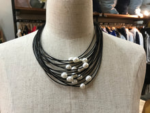 Load image into Gallery viewer, Moko Necklace P2670
