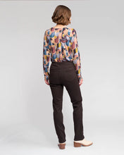 Load image into Gallery viewer, Knit Slim Leg Full Length Denim Pull On Pant 234K
