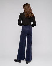 Load image into Gallery viewer, Vassalli 235M Loft Cord Pull On
