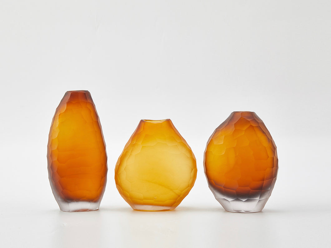 Calypso Vases