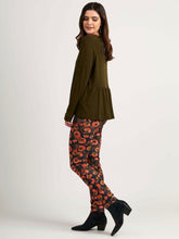 Load image into Gallery viewer, Pic of Bunch Skinny Pant
